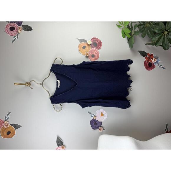 Porridge Tops - Porridge by Anthopologie Navy Scalloped Hem Sleeveless Tank - Size - Small